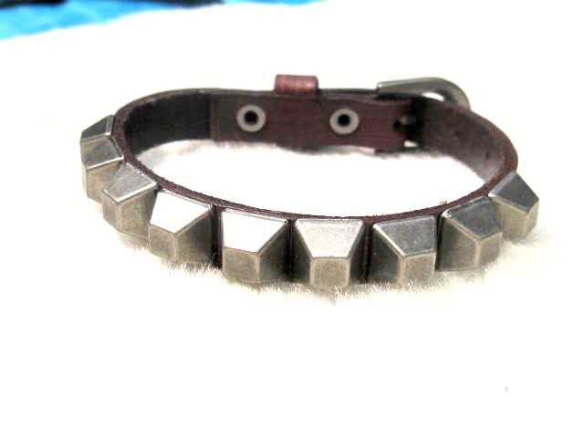 w1037 The brown leather square metal buckle bracelet man / woman